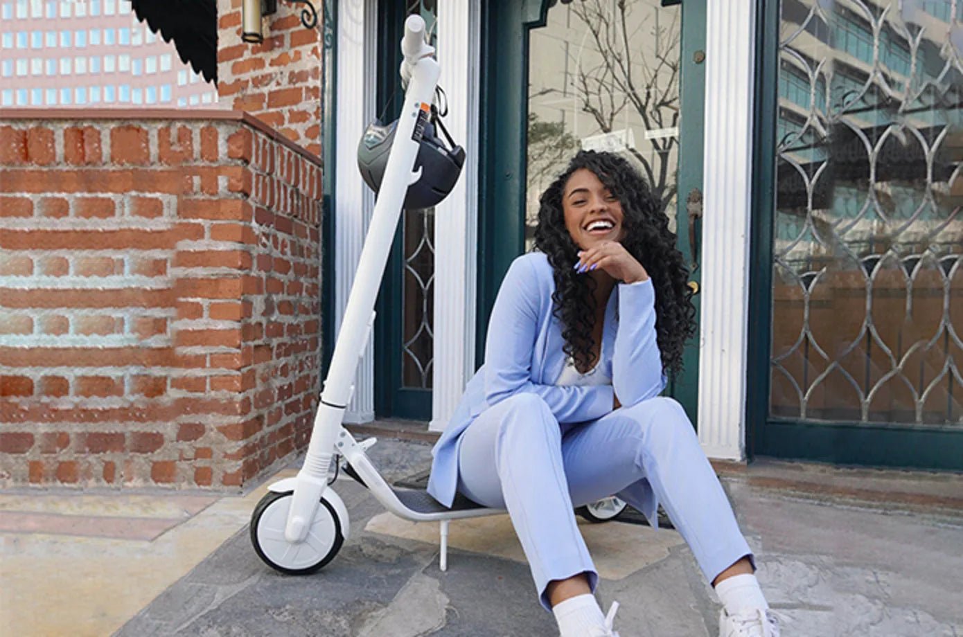 Ninebot KickScooter ES2 - White: Make it Fashion
